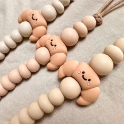 Chewies & More Speenkoord Croissant - Beige