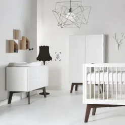 Kidsmill Sixties Babybed Wit Mat / Walnoot 60 x 120 cm