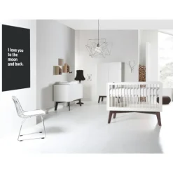 Kidsmill Sixties Babykamer Wit Mat / Walnoot | Bed 60 x 120 cm + Commode
