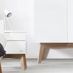 Kidsmill Sixties Kinderkamer Wit Mat / Naturel | Bed 90 x 200 + Bureau + Kast 2-Deurs