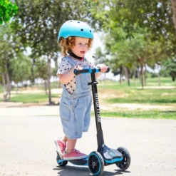SmarTrike Xtend Scooter Ride-On - Petrol Green
