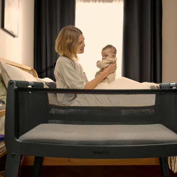 SnuzPod Studio Co-sleeper - London Navy